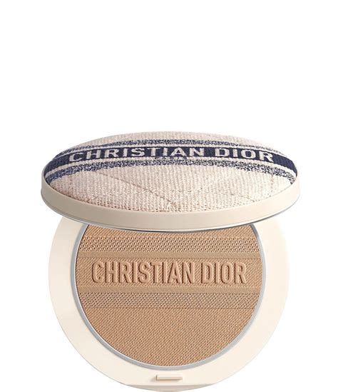 dior forever bronzer powder.